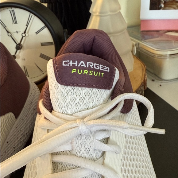 Under Armour sneakers - Picture 2 of 5